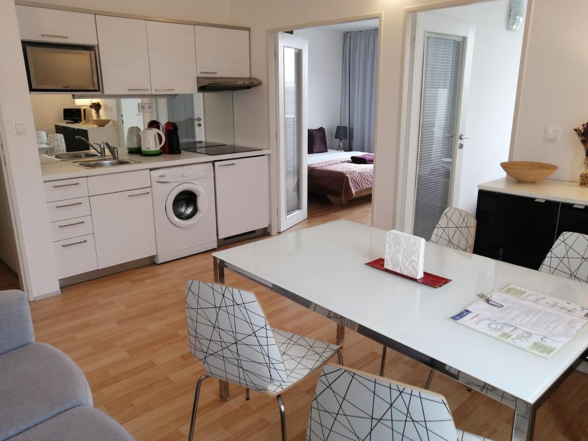 Golden Family Apartments Prague Luaran gambar