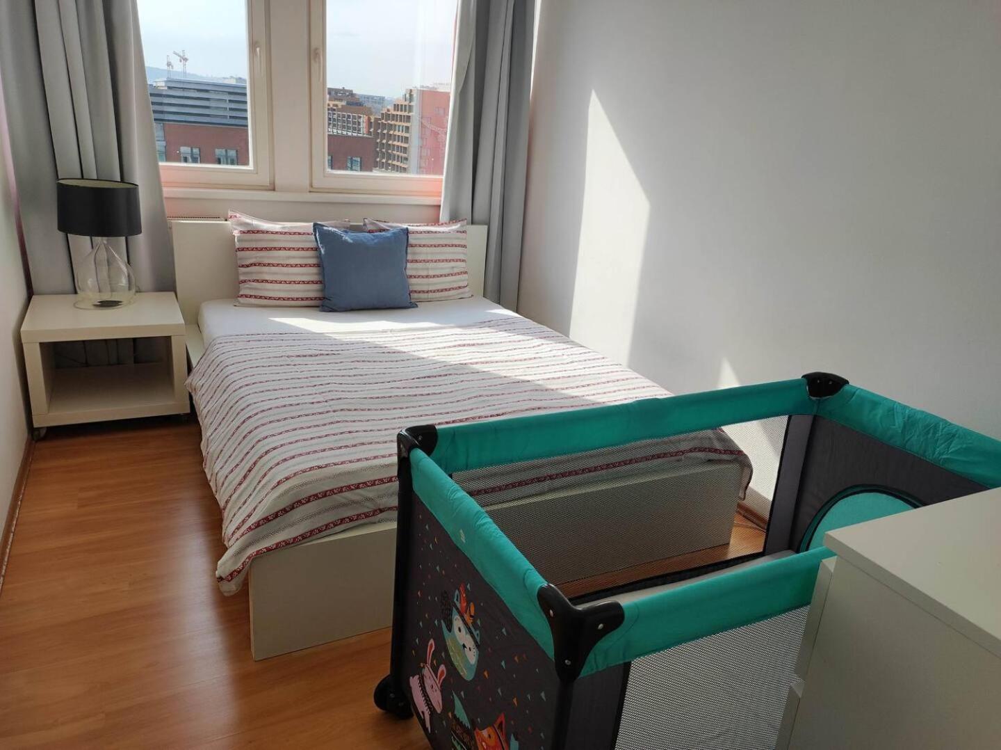 Golden Family Apartments Prague Luaran gambar