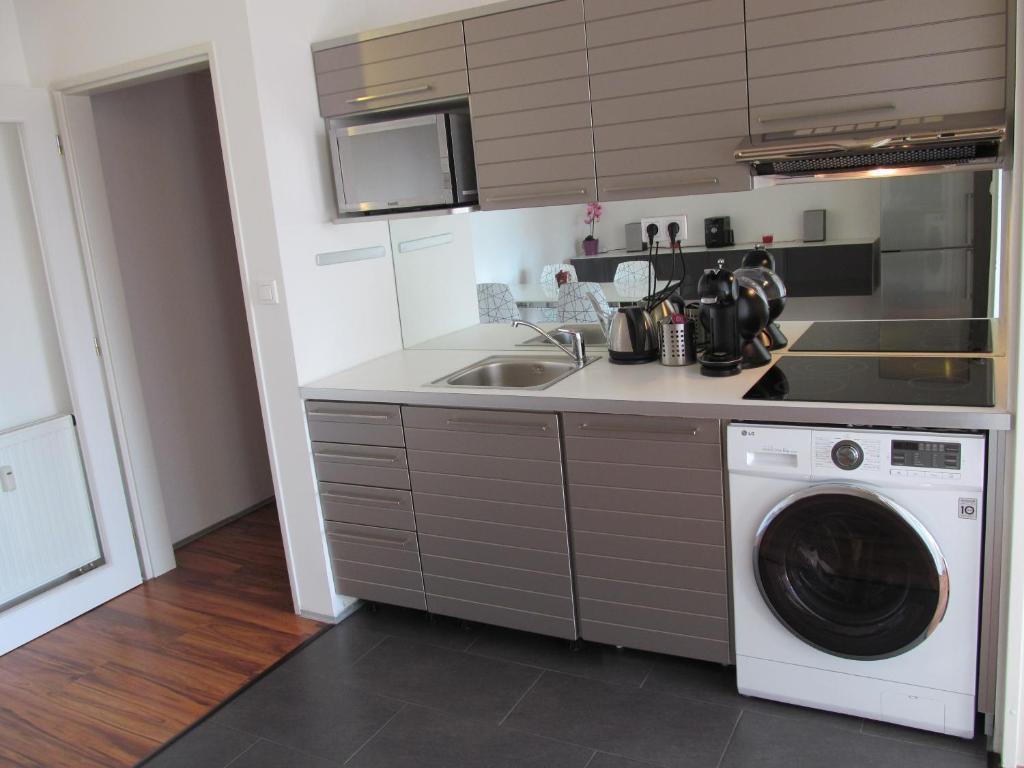 Golden Family Apartments Prague Bilik gambar