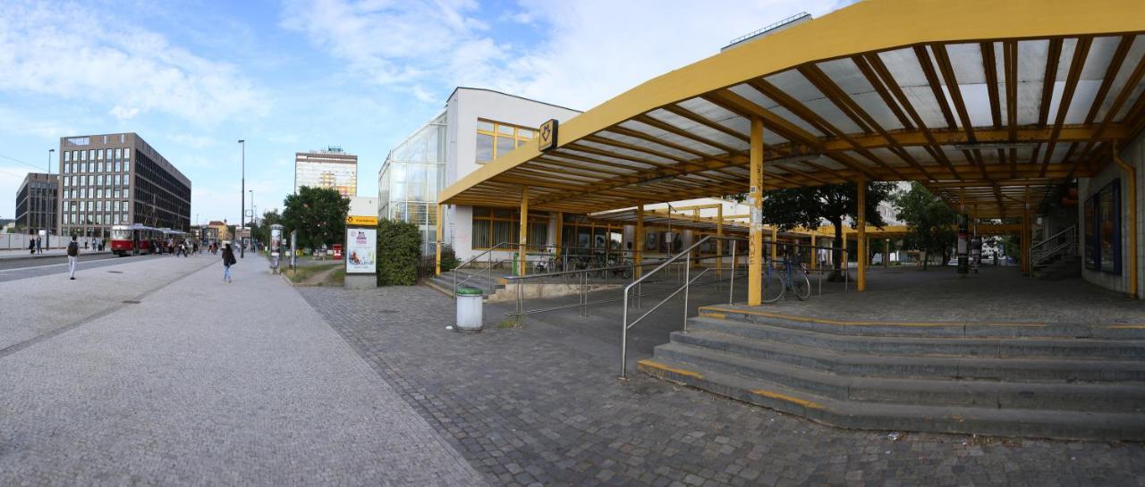 Golden Family Apartments Prague Luaran gambar
